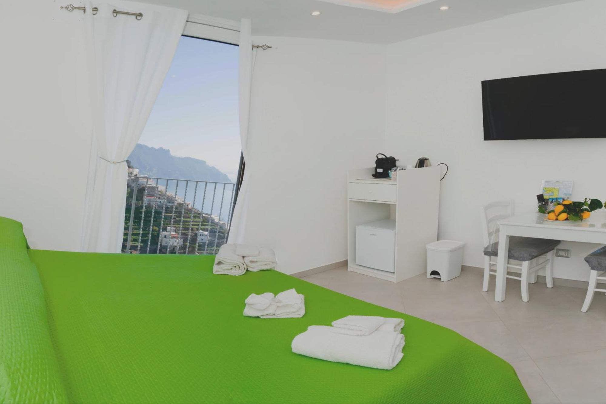 Amalfi Montemare Rooms Room photo